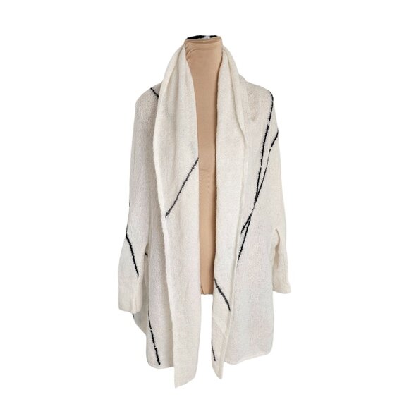 Sarah Pacini White and Black Criss Cross Open Front Cardigan Sz OS - Picture 1 of 6